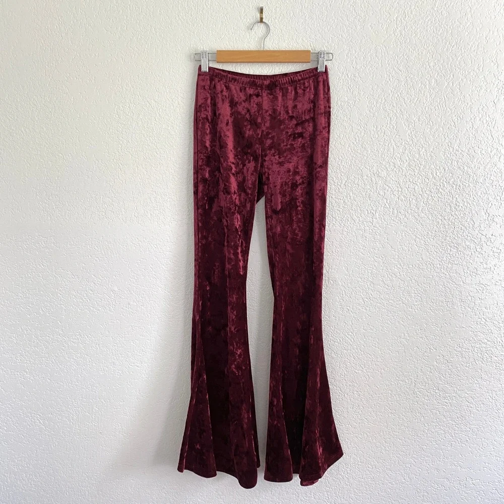 EMMA‎ & SAM Cranberry Red Crushed Velvet Bell Bottom Flare Stretch Legging Pants